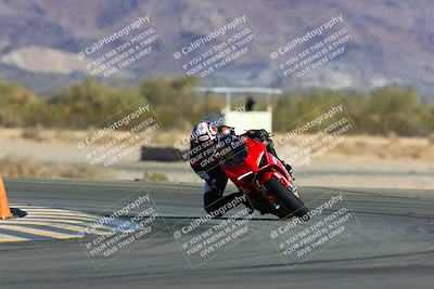 media/Jan-09-2022-SoCal Trackdays (Sun) [[2b1fec8404]]/Turn 14 (10am)/